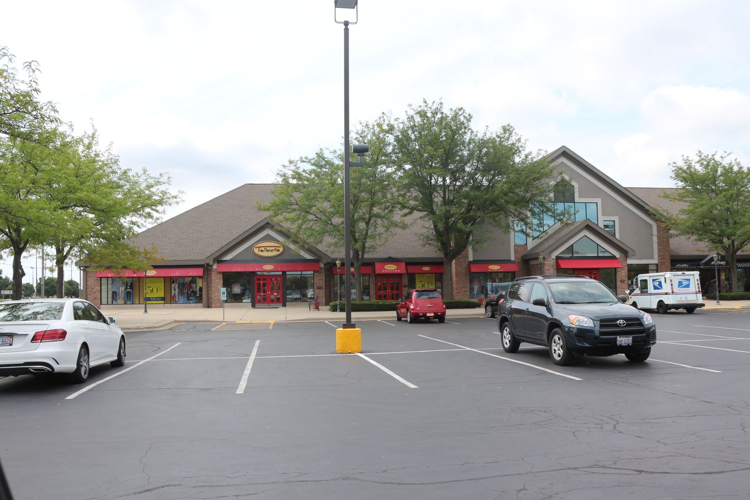 The Gables: 2800 Plaza Dr, Springfield, IL 62704
